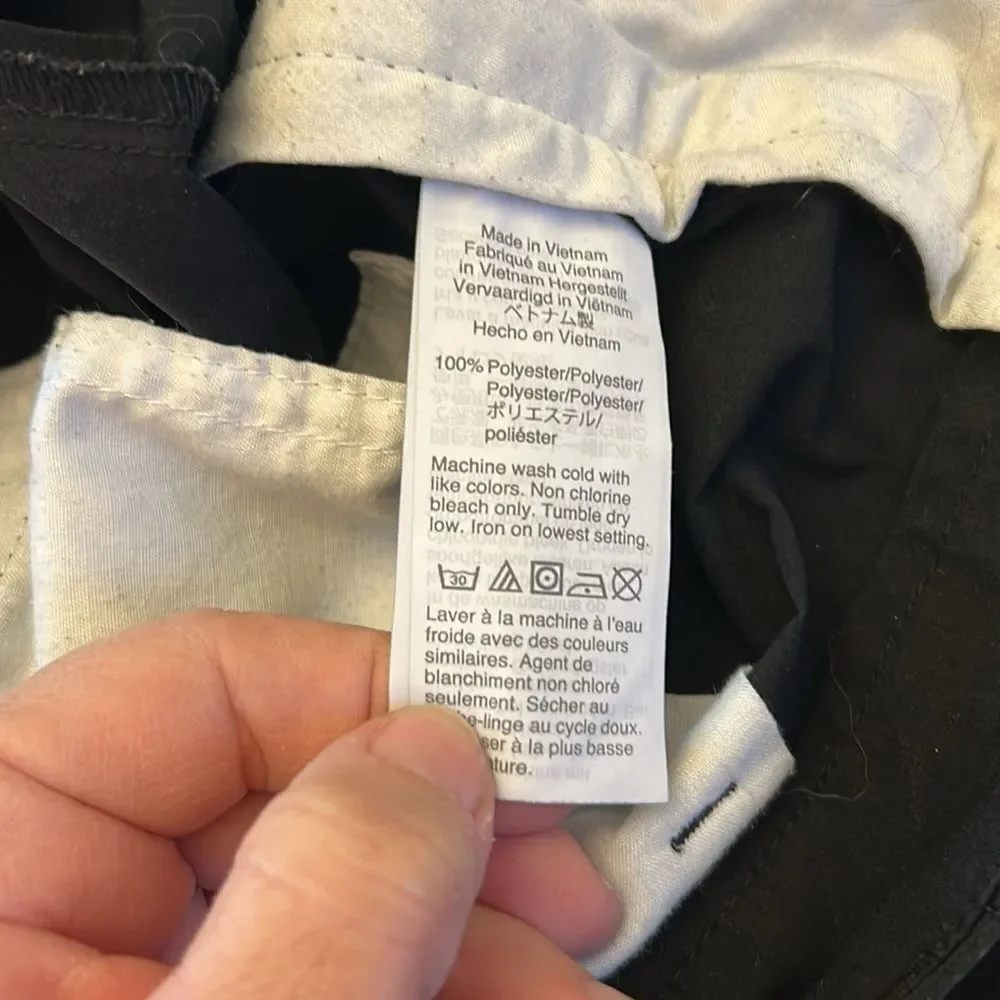 J Crew Thompson Flex black tapered lightweight pants Size W36 L 34 EUC